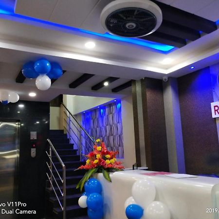 Hotel Grand Suites Bangalore Buitenkant foto