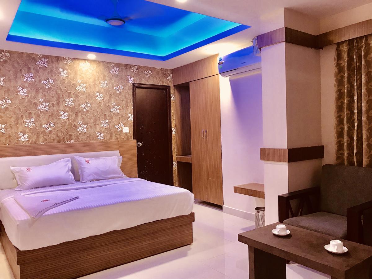 Hotel Grand Suites Bangalore Buitenkant foto