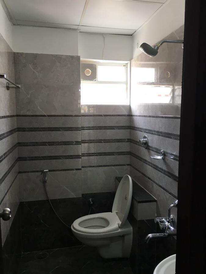 Hotel Grand Suites Bangalore Buitenkant foto