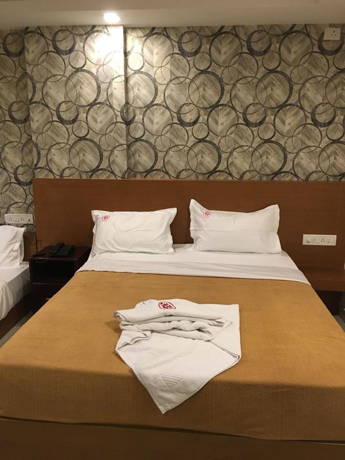 Hotel Grand Suites Bangalore Buitenkant foto