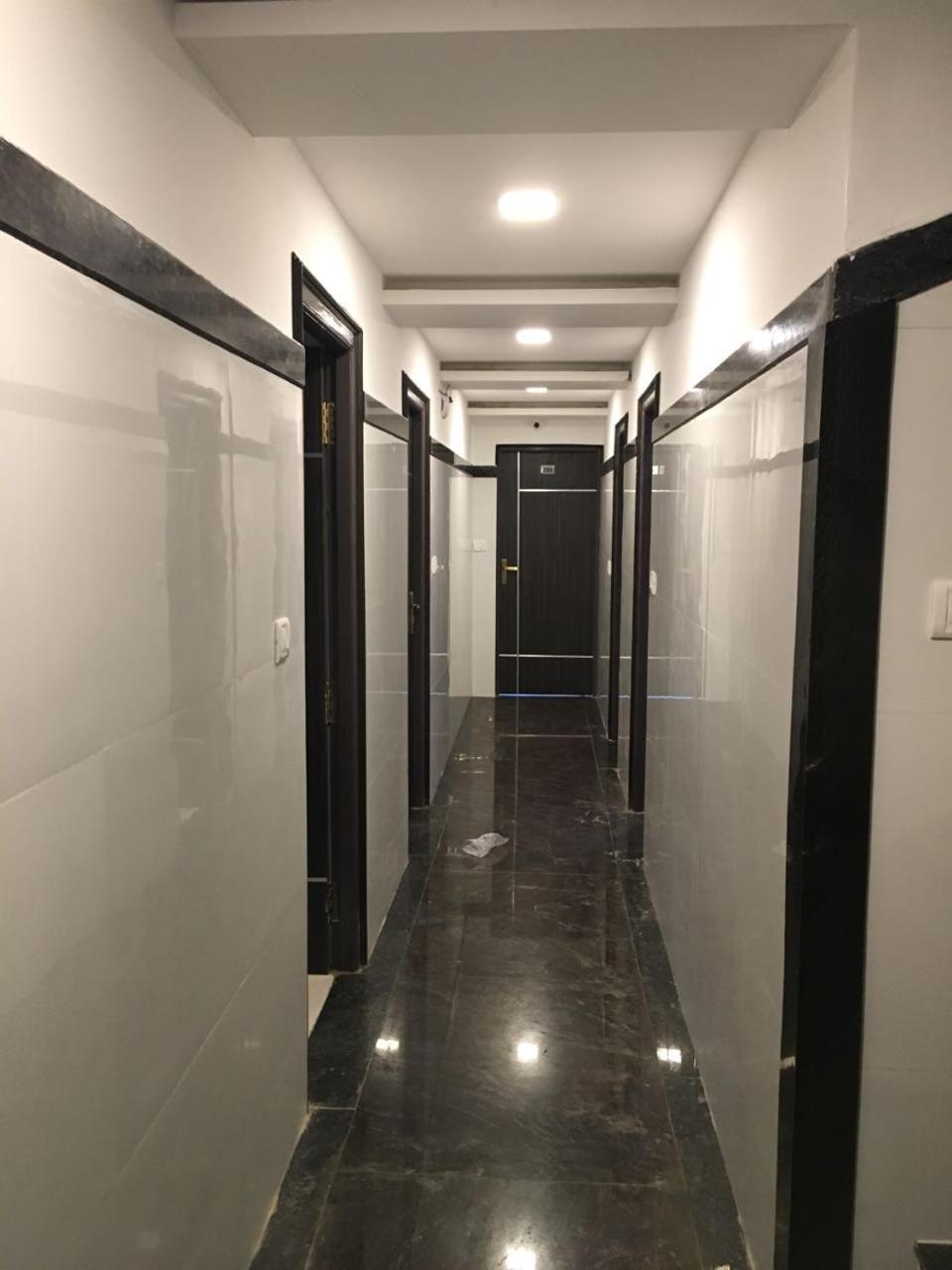 Hotel Grand Suites Bangalore Buitenkant foto